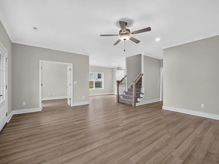 104 Thornberry Rd — Photo 16