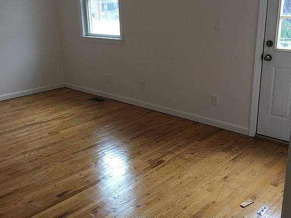 4th image of 6160 56th Dr APT 1