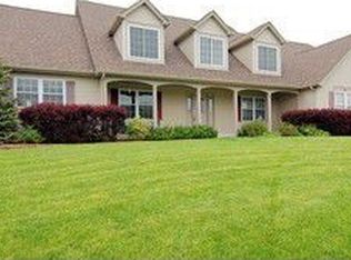 324 Abbey Ln, Antioch, IL