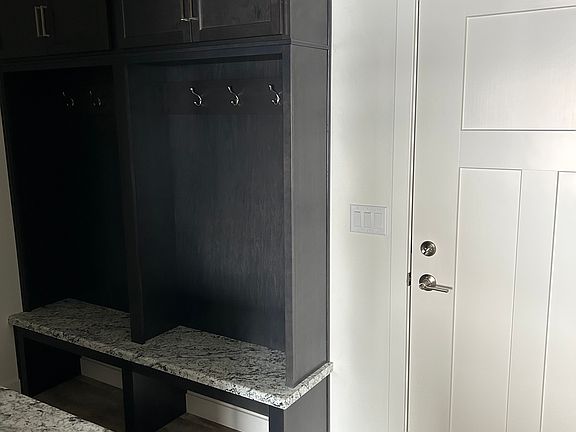 5th image of W1957 Park Ave