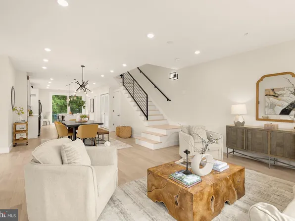 502 Edgewood St NE #2, Washington, DC 20017