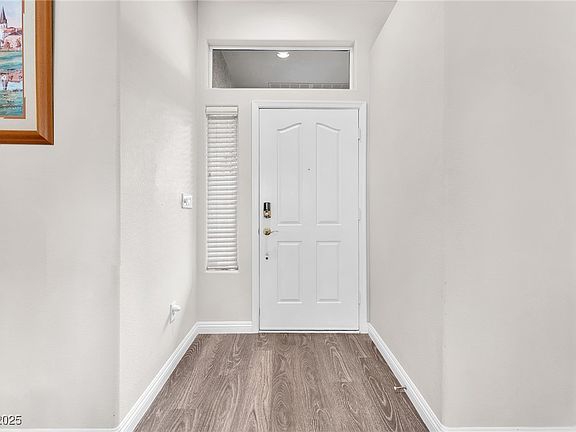 4th image of 10725 Sky Meadows Ave