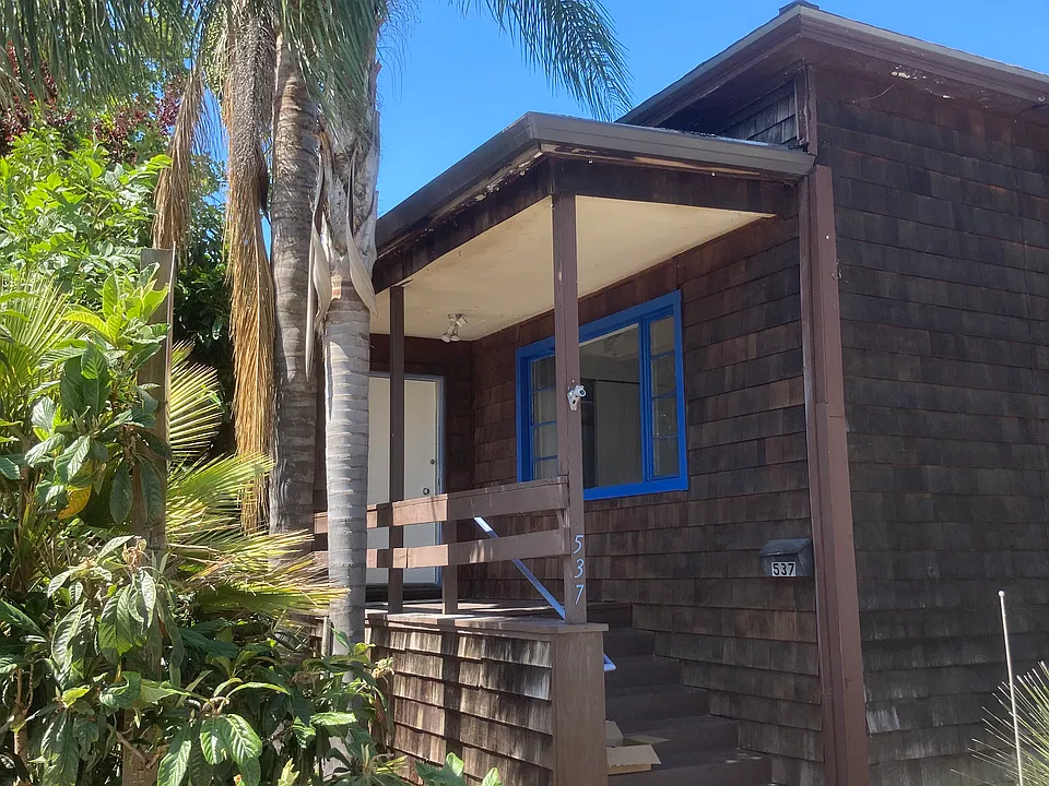 537 D St #537