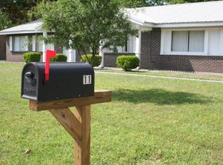 11 Andrews Dr, Daleville, AL 36322