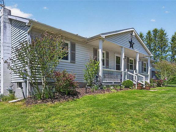 3rd image of 20 Rose Ln