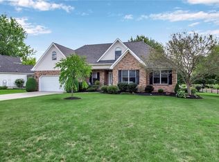 7161 Pendale Cir, North Tonawanda, NY 14120