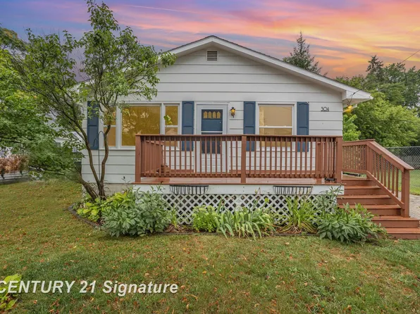 304 Curtis St, Bay City, MI 48706