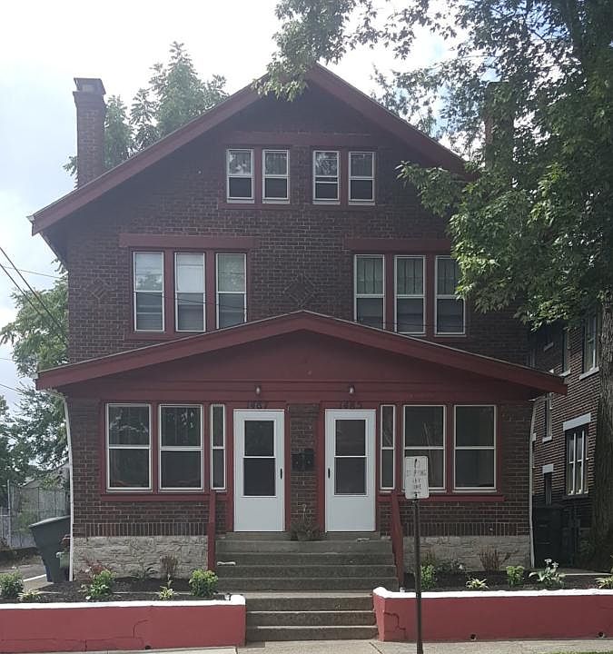2nd image of 1485-1487 Bryden Rd