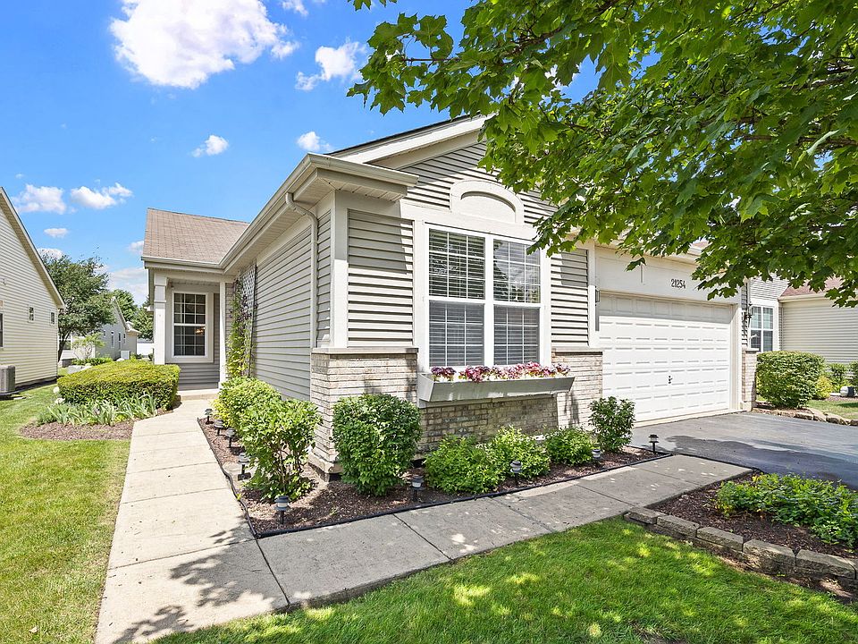1st image of 21254 Montclare Lake Dr