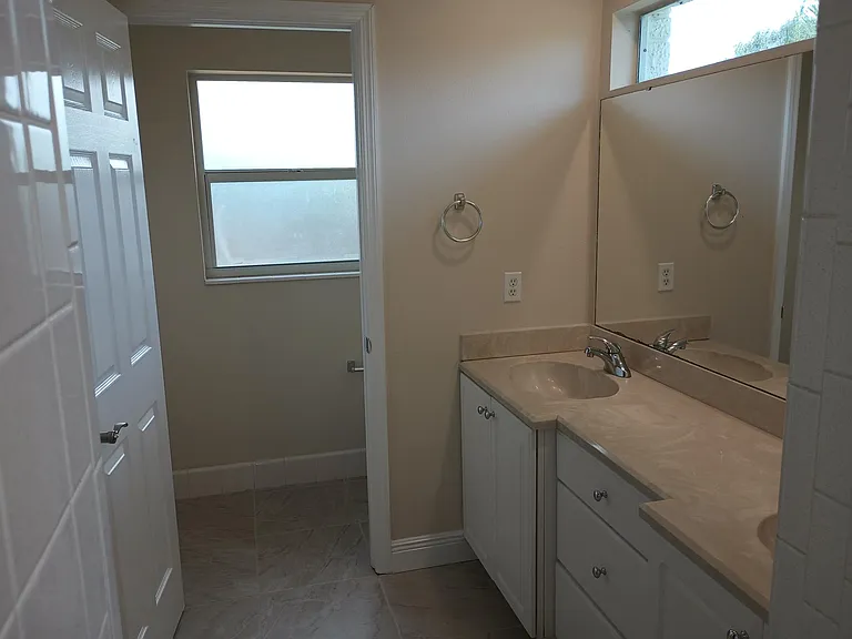 785 Rosada St — Photo 25