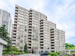 5785 Yonge St #104, Toronto, ON