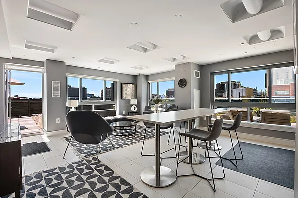 Rented by Compass | media 22