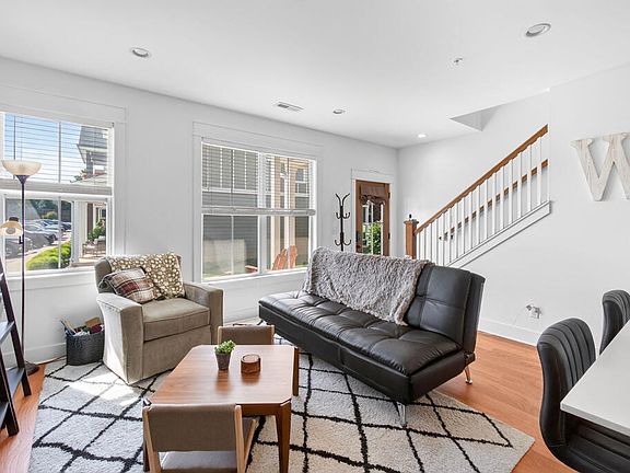 5th image of 224 Allison Way