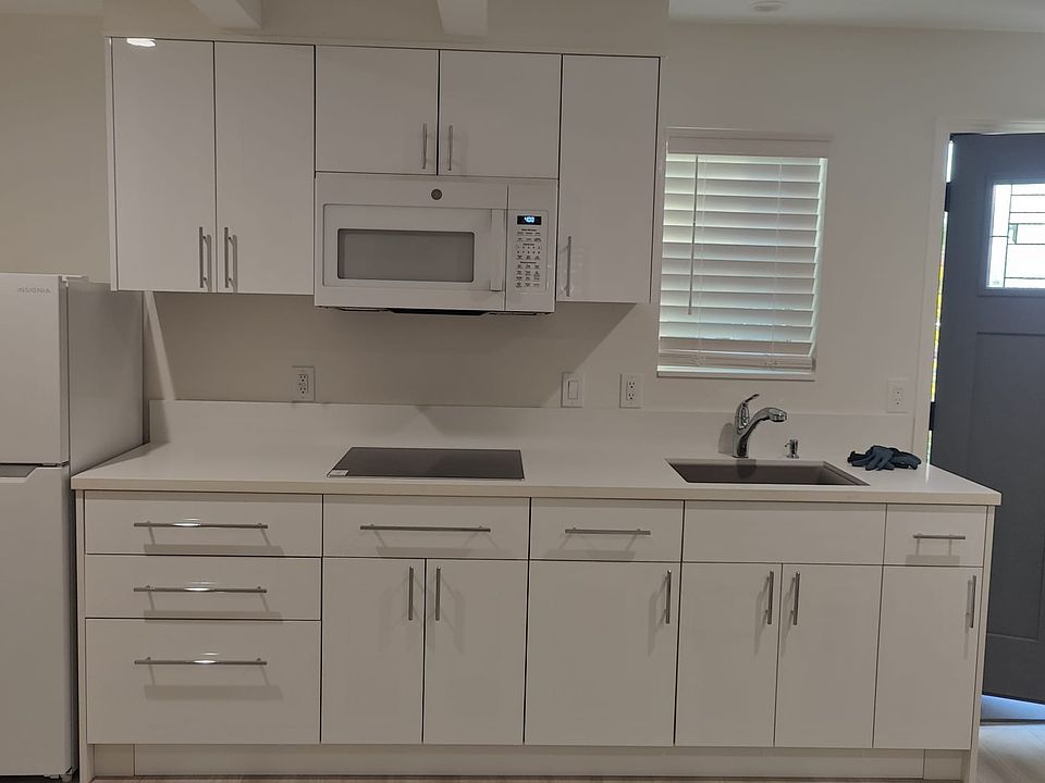 1st image of 5892 Wheelhouse Ln
