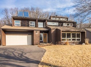 425 Dudley Ave, Shoreview, MN 55126
