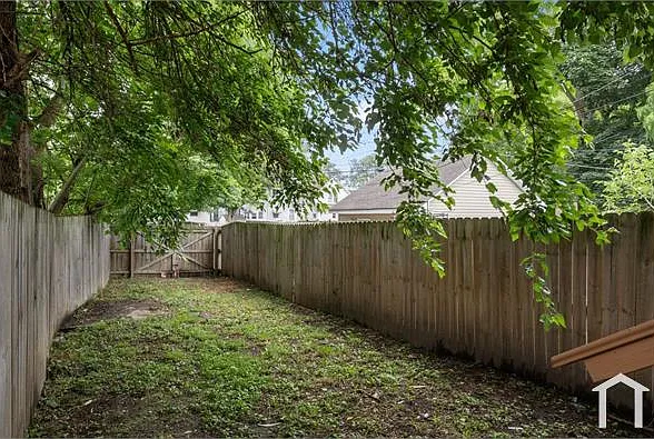 48 S Richardson Ave — Photo 22