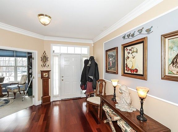 4th image of 5936 Eton Dr