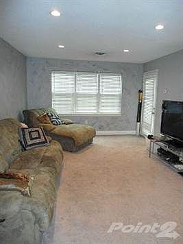 650 Brookside LR