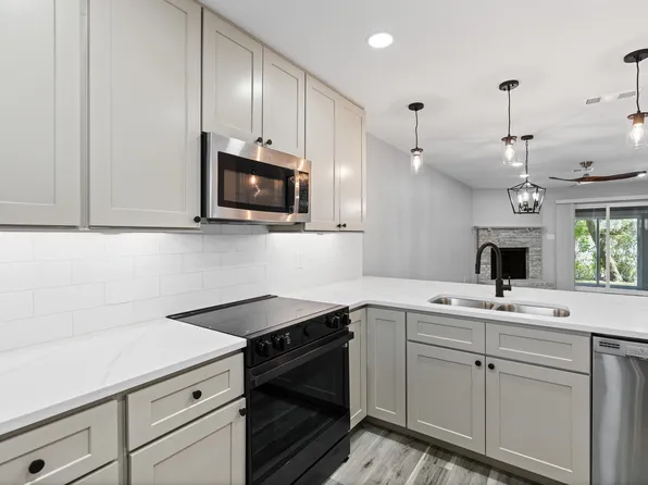 48 Court Dr, Destin, FL 32541