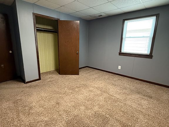 3rd image of 728 Seneca St APT 4
