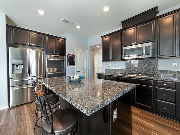 4th image of 31599 Blossom Hill Ct