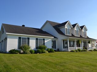 54 Van Dusen Dr, North Bangor, NY 12966