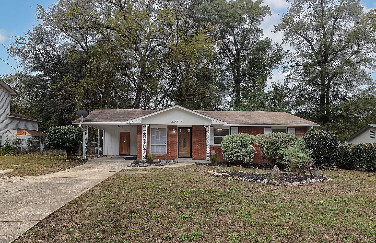4 bed, 2.0 bath, 1457 sqft, $1,650 — Photo 1