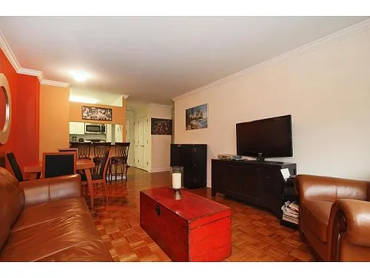 Sold by Remax Real Estate Professionals | media 15
