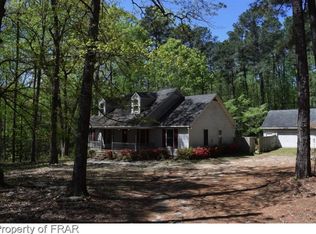 453 Rafter Creek Ln, Sanford, NC 27332
