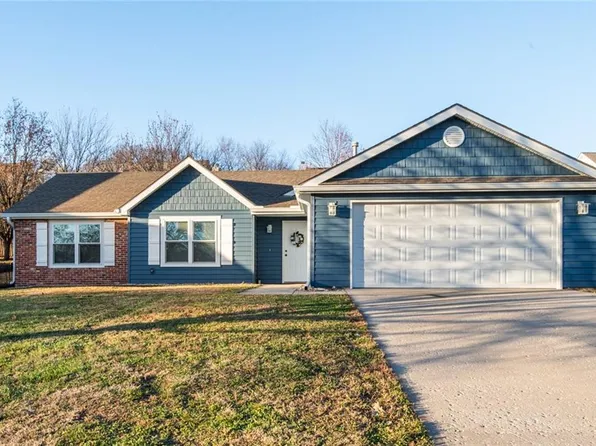 4808 McCormick St, Lawrence, KS 66047