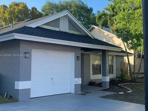 3247 NW 123rd Ave, Fort Lauderdale, FL 33323