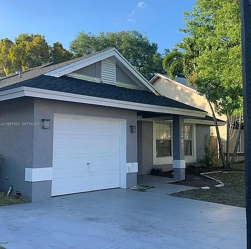 3247 NW 123rd Ave Photo 1