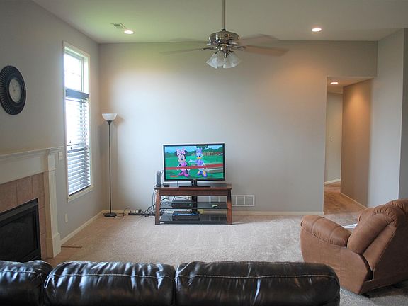 3rd image of 5001 Craydon Dr