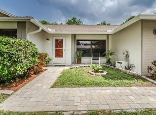 2213 Hidden Meadows Dr E, Palm Harbor, FL 34683
