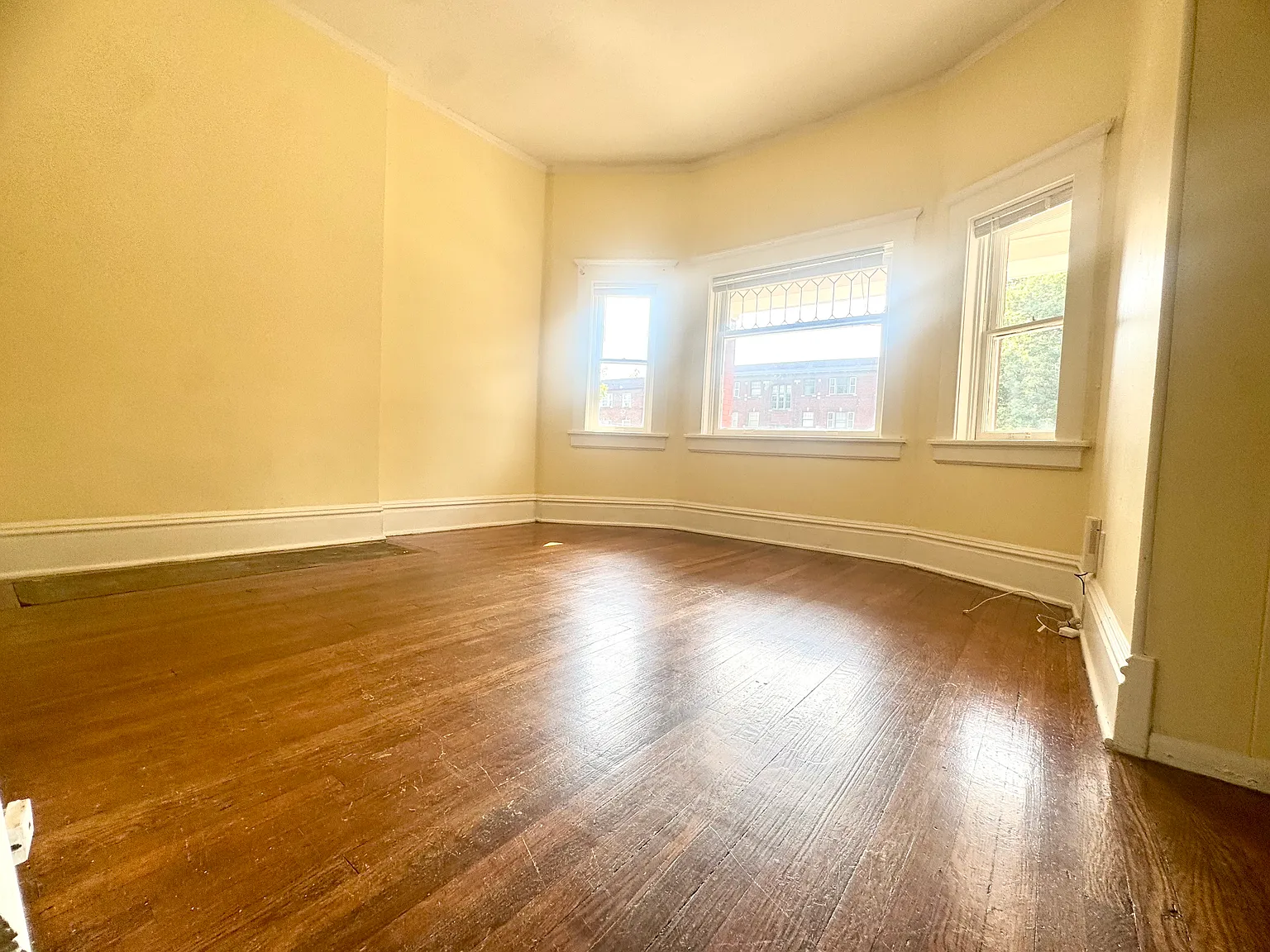 2 bed, $1,100 — Photo 2