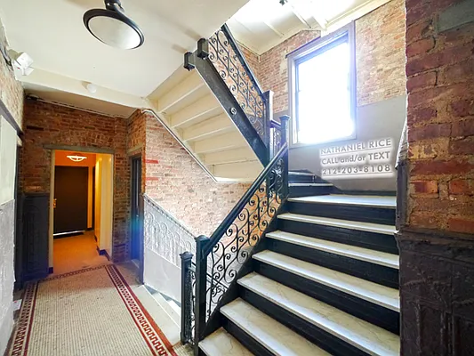 Rented by (Legacy) NY Quality Living Uptown | media 11