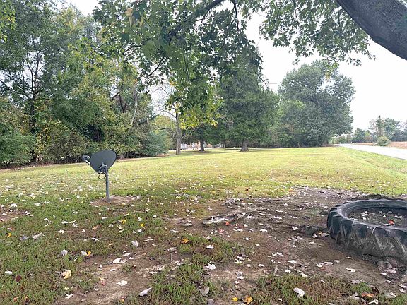 3rd image of 2263 Charleston Rd