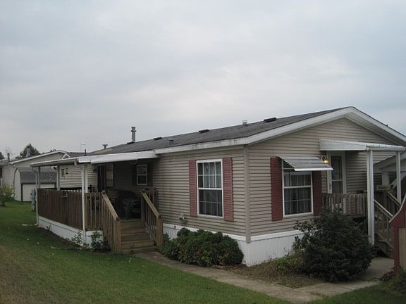 3rd image of 185 Deboer Dr
