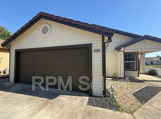 9108 Bristol Plaza Way, Elk Grove, CA 95624
