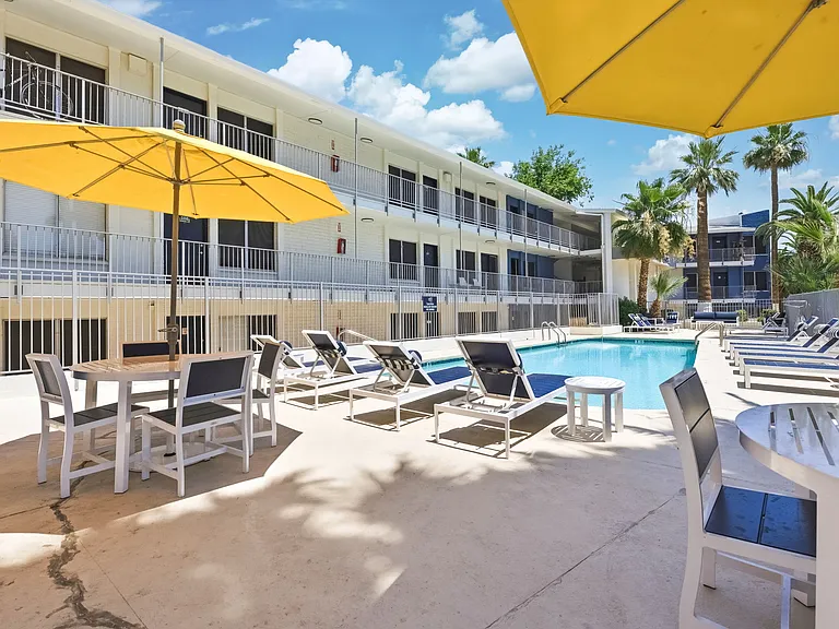 Thrive Tempe Apartments — Photo 46