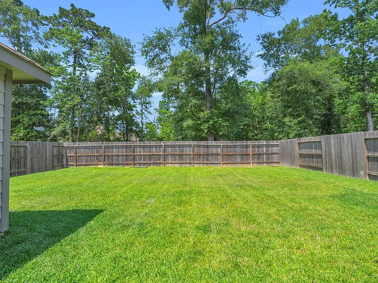 1413 Cantabria Ct — Photo 20