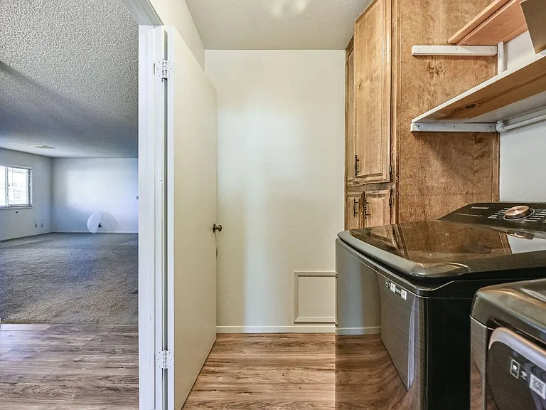 405 Fountain St — Photo 7