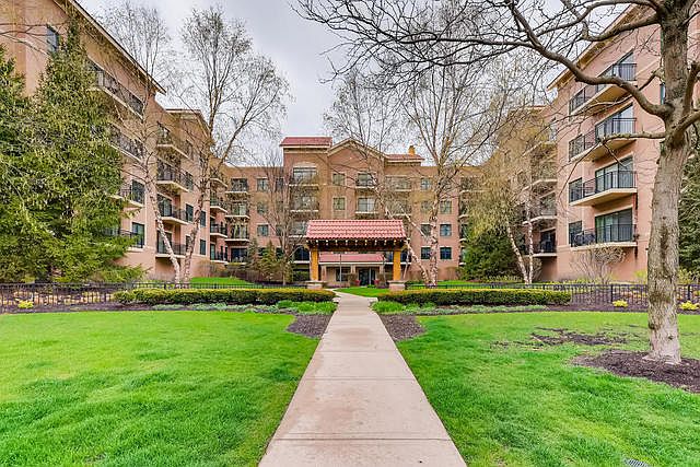 1st image of 5100 W 96th St APT 342