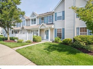203 Wharton Rd #203, Mount Laurel, NJ 08054