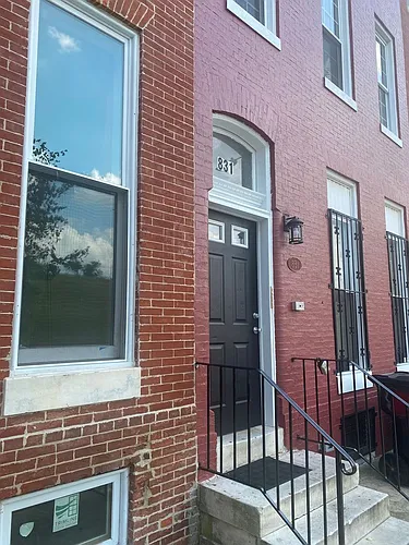 831 E Chase St Photo 1