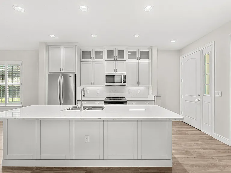 1011 Steven Patrick Ave — Photo 23