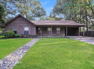 17 Greenbrier Dr, Benton, AR 72015