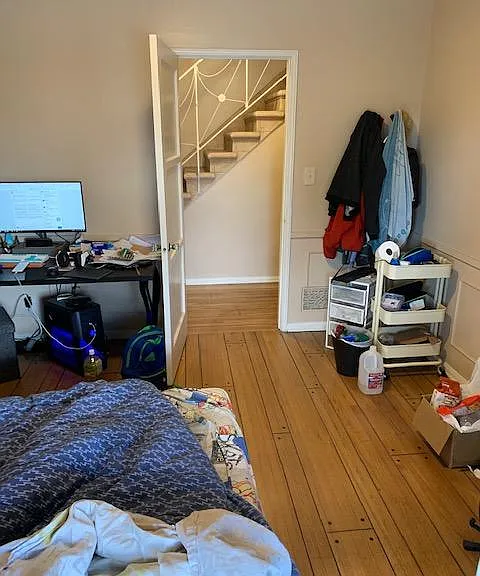 628 Midvale Ave — Photo 11
