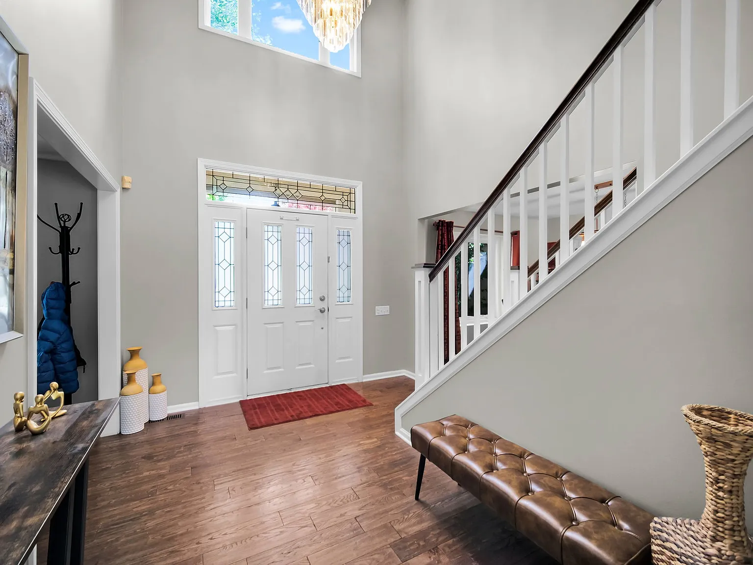 4 bed, 2903 sqft, $4,000 — Photo 4