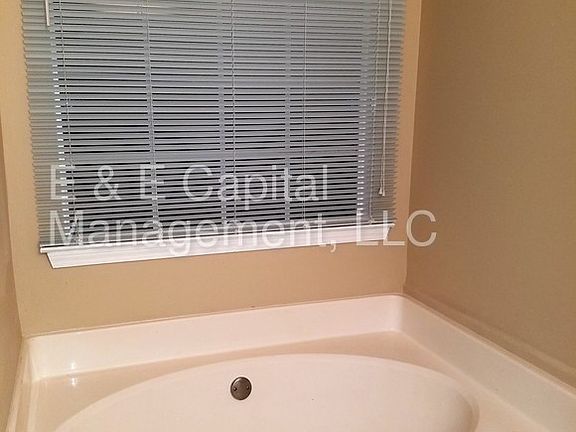 3rd image of 5713 3 Lakes Dr